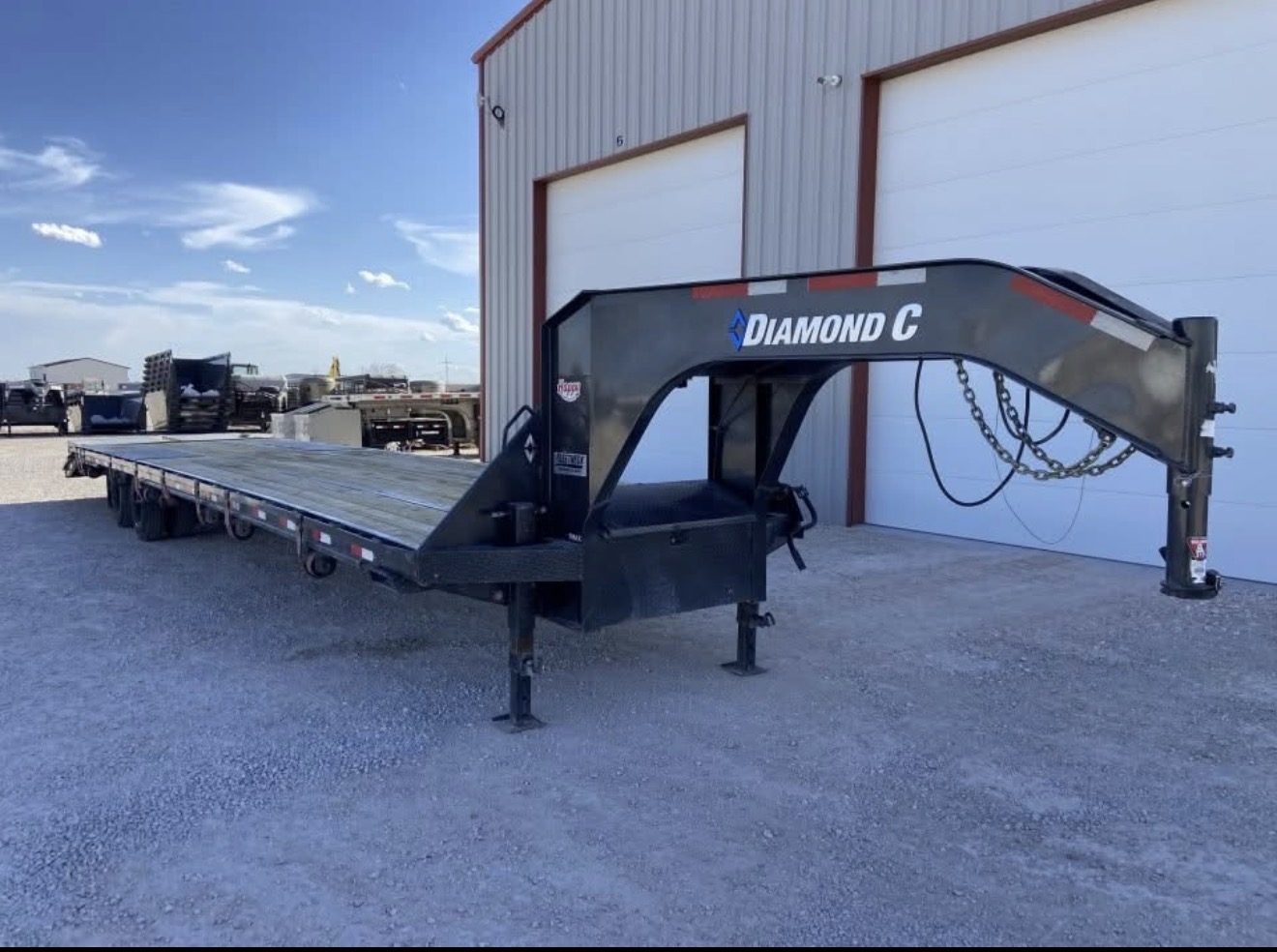 2024 Diamond C 8.5ร35 25K Gooseneck Equipment Trailer w/Spare Mount โ Used