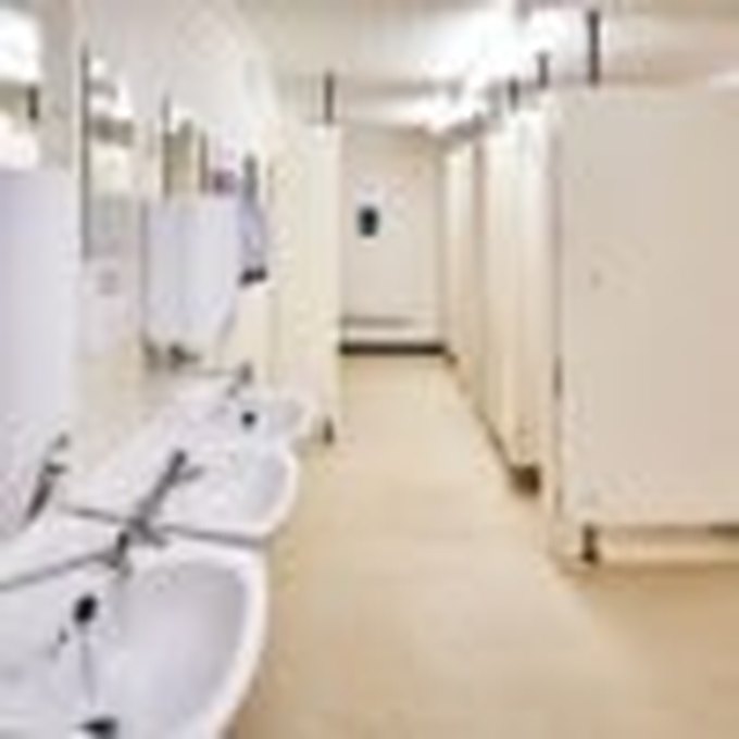 6+1 Steel Toilet Cabin โ Used